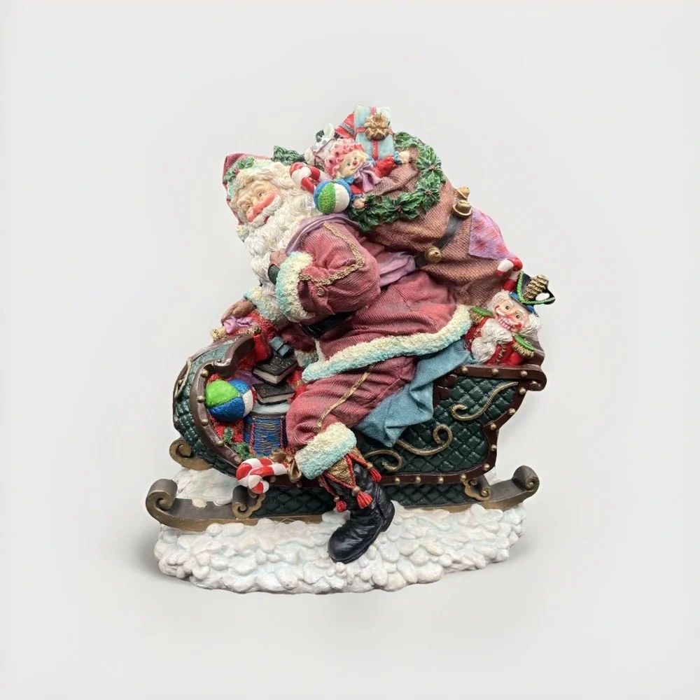 Vintage Santa In Sleigh Figurine 16